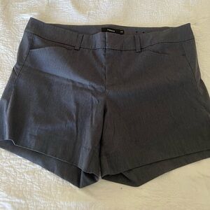 TORRID CHARCOAL SHORTS SIZE 26